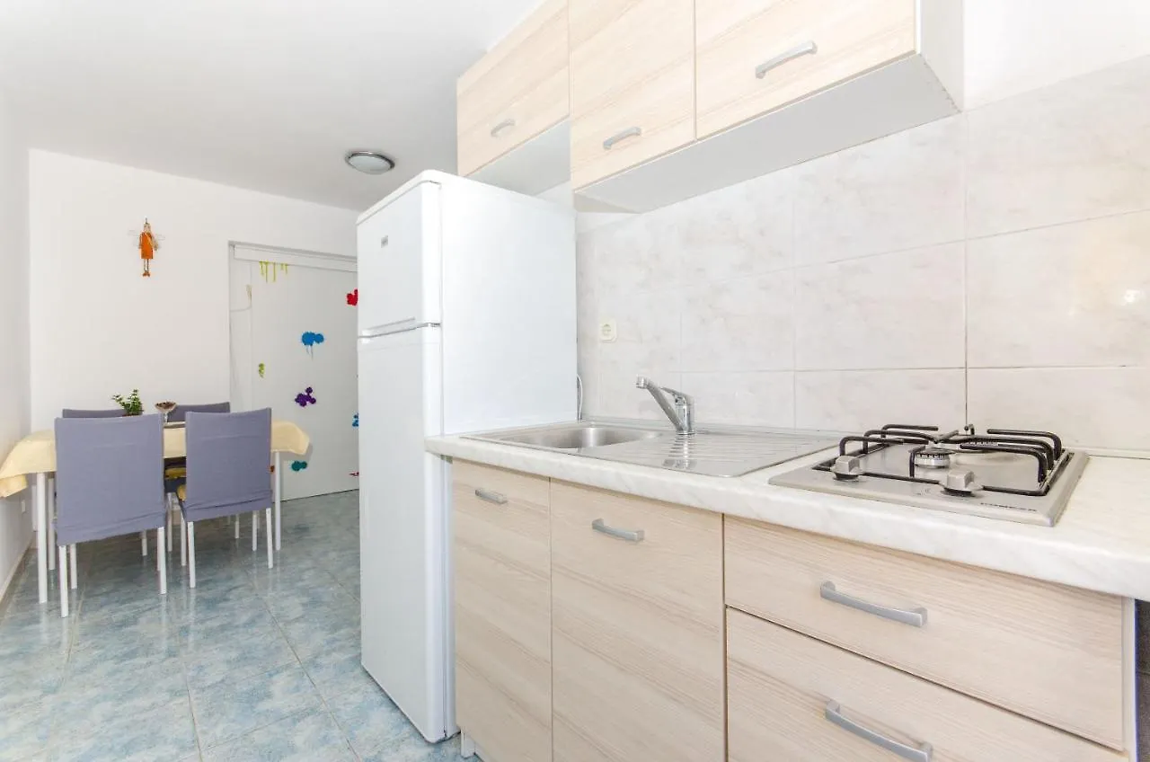 Apartments Bee Maja Trogir