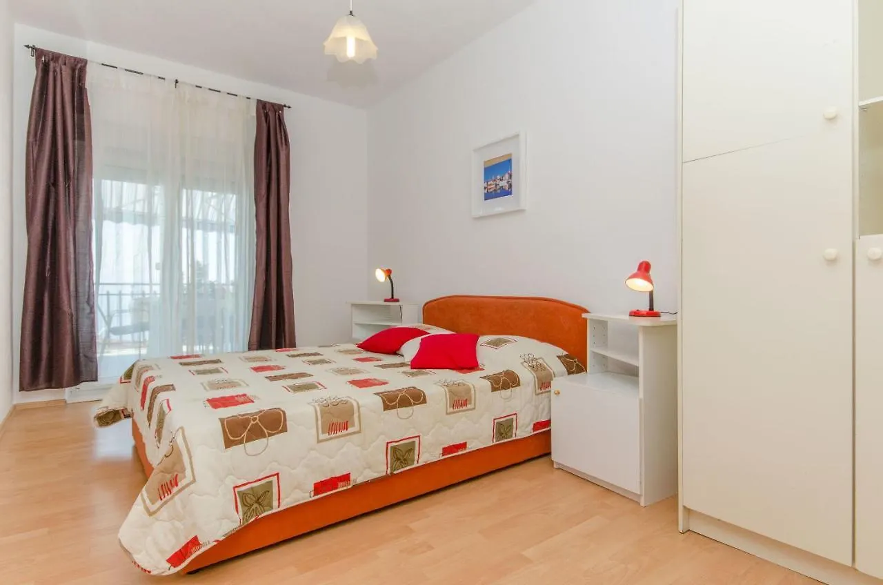 Apartments Bee Maja Trogir Chorvatsko